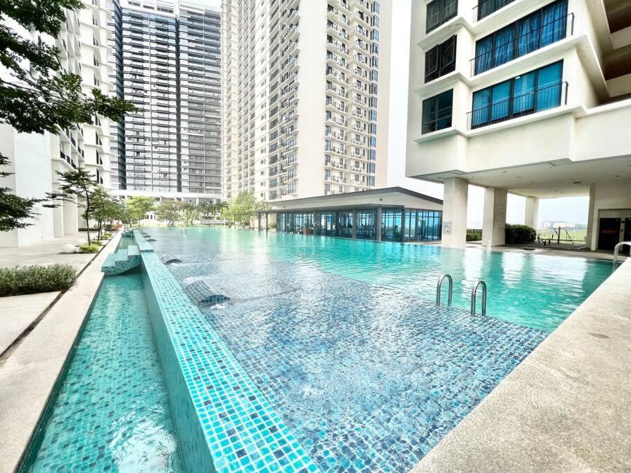 D 1-5Pax Cozy Home Trefoil Setia Alam 3Bed Wifi &Tv Shah Alam Setia City Mall المظهر الخارجي الصورة